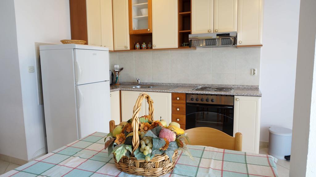 Apartments Sandra Sukošan Habitación foto