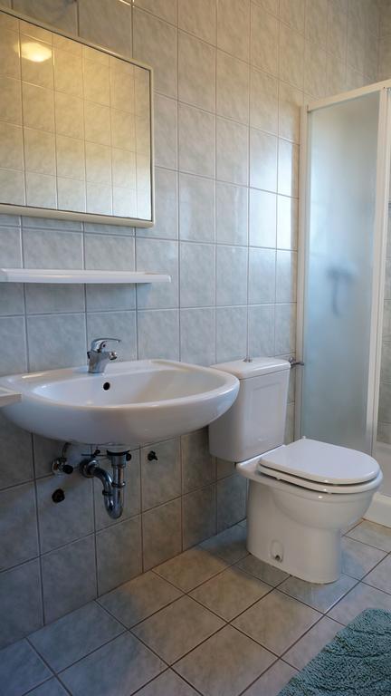 Apartments Sandra Sukošan Habitación foto